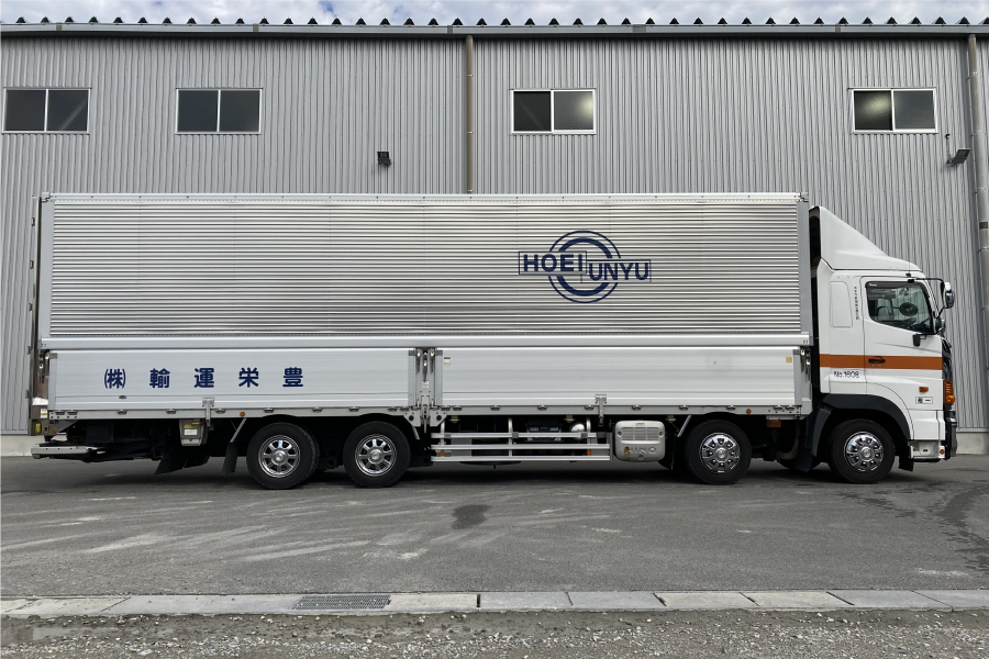 ウイングパワーゲート車