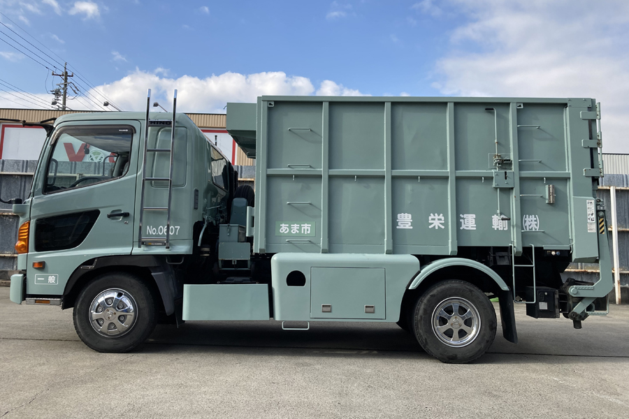 4tダンプ車